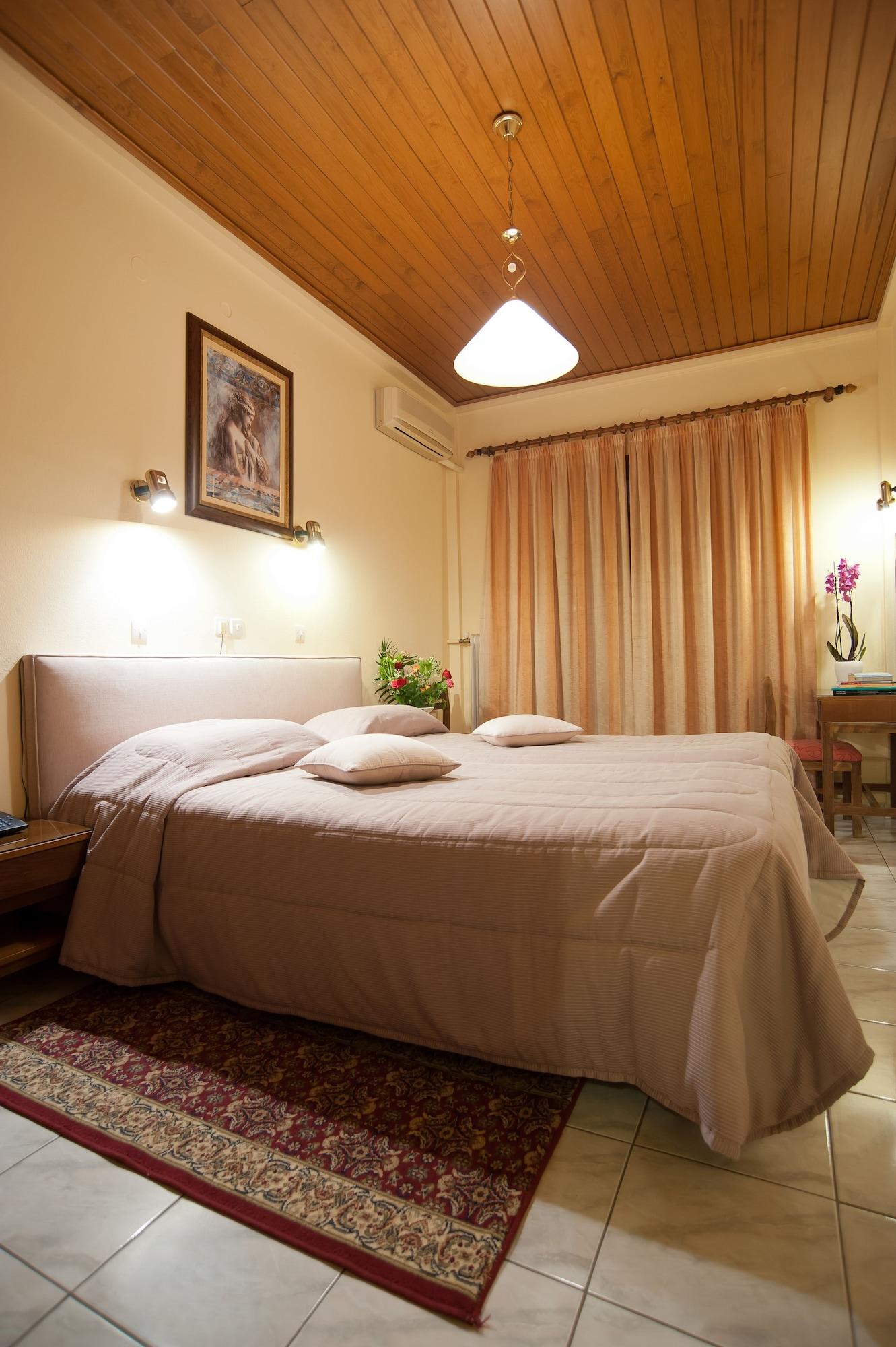 Hermes Delphi Hotel Экстерьер фото