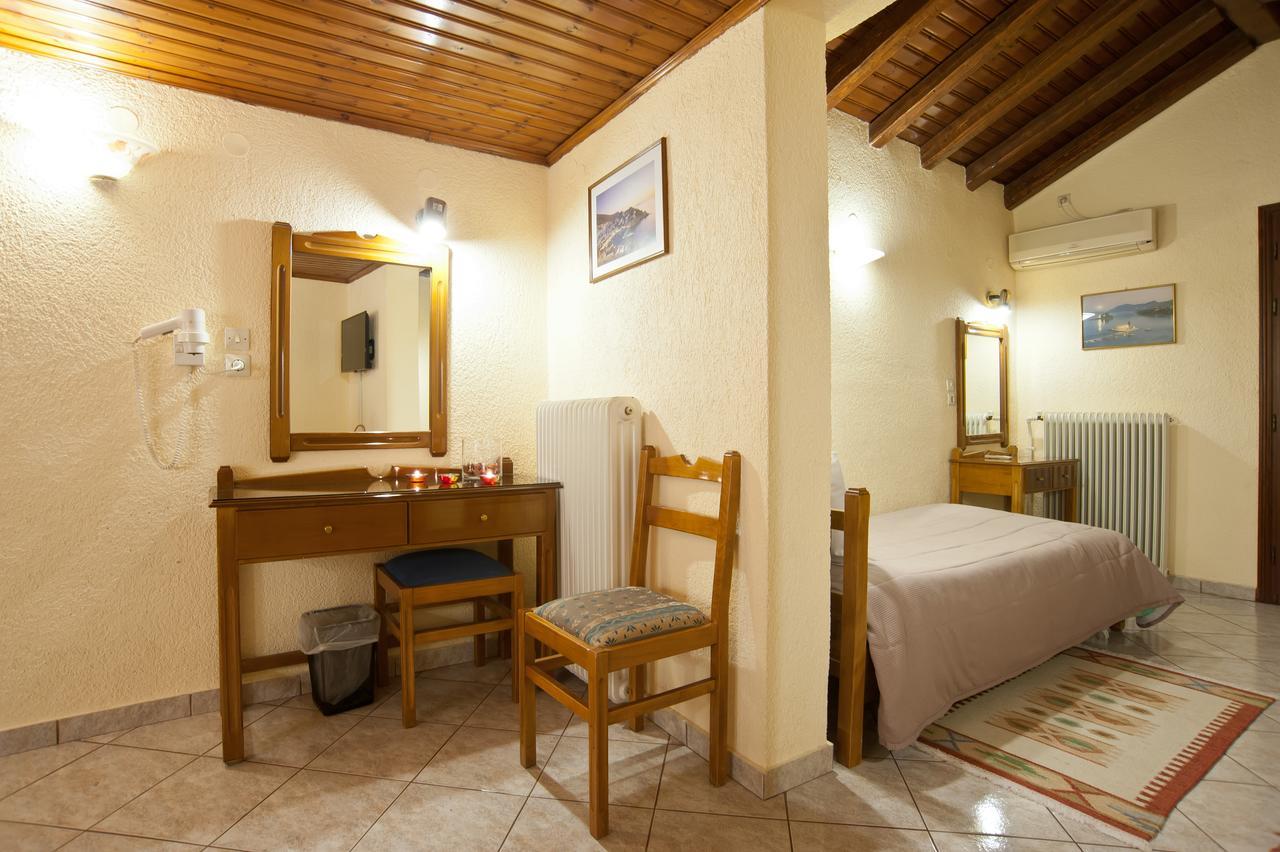 Hermes Delphi Hotel Экстерьер фото